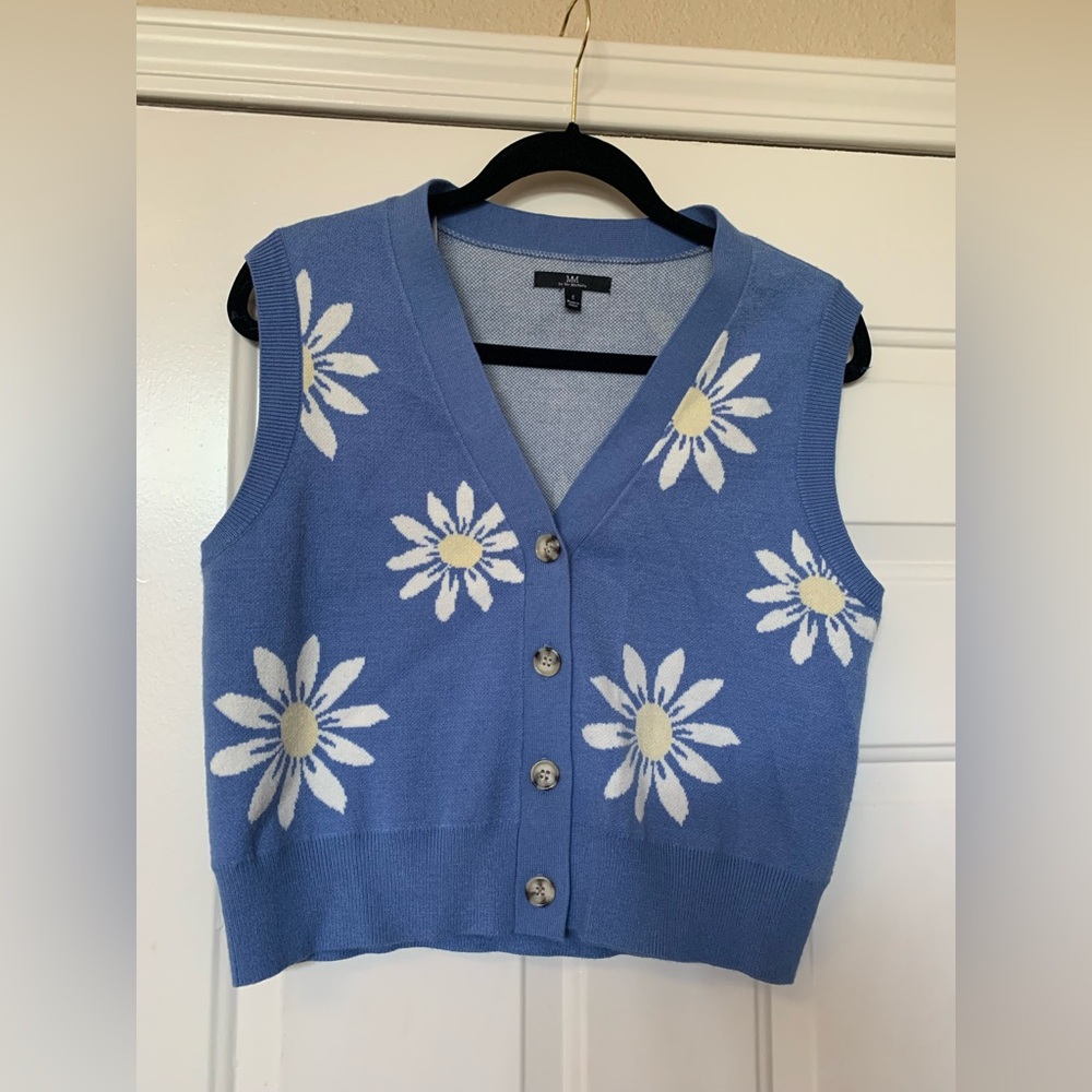 MM By My Michelle Women's Retro Daisy Printed Sweater Vest 🌴